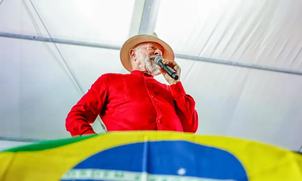 Presidente Luiz Inácio Lula da Silva durante a sessão de encerramento do 14.º Encontro Nacional do MST, em Salvador (Foto - Ricardo Stuckert / PR)