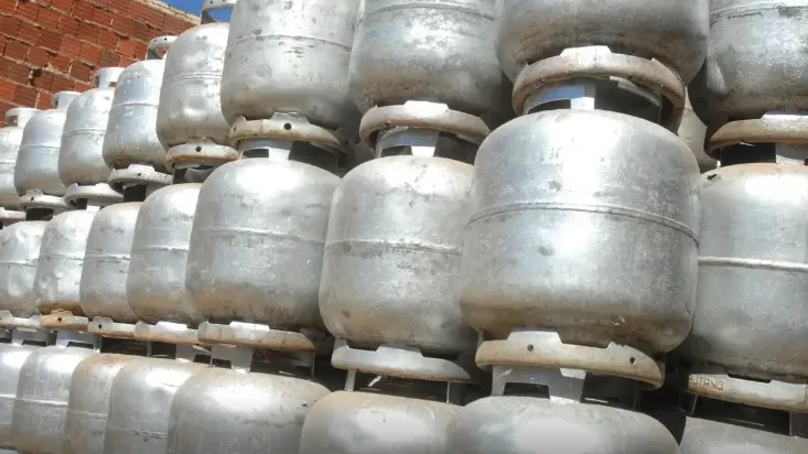 Botijão de gás de cozinha — o Programa Gás do Povo oferece recarga gratuita em revendas credenciadas em todo o país (Foto – Marcello Casal)
