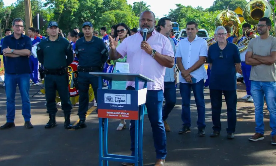 Prefeitura de Três Lagoas inaugurou a primeira etapa da pavimentação da Rua Urias Ribeiro e do acesso ao Montanini, ampliando a mobilidade urbana na região (Foto - Prefeitura de Três Lagoas)