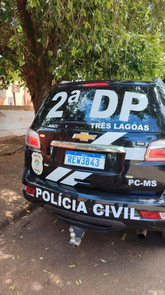 Polícia Civil flagra ligação clandestina de energia em imóvel no bairro Vila Piloto e prende morador em flagrante por furto. (Foto: Divulgação / Polícia Civil)