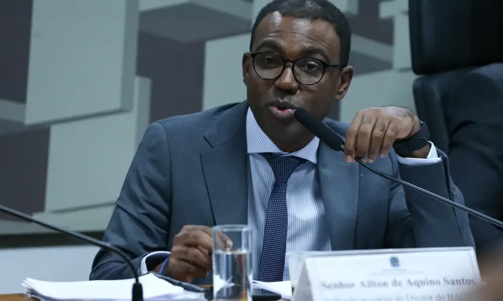 Diretor do Banco Central prestou depoimento à Polícia Federal em inquérito que apura fraudes no Banco Master (Foto - Lula Marques Agência Brasil)