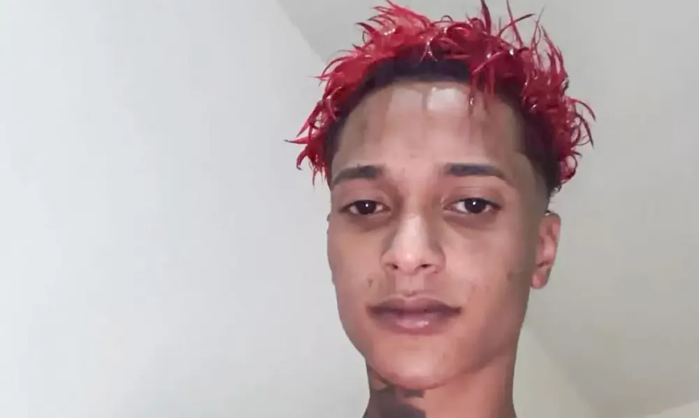 O cantor Mauro Davi dos Santos Nepomuceno, o Oruam, teve a prisão preventiva restabelecida pela 3ª Vara Criminal do Rio de Janeiro. (Foto: Reprodução / Instagram)