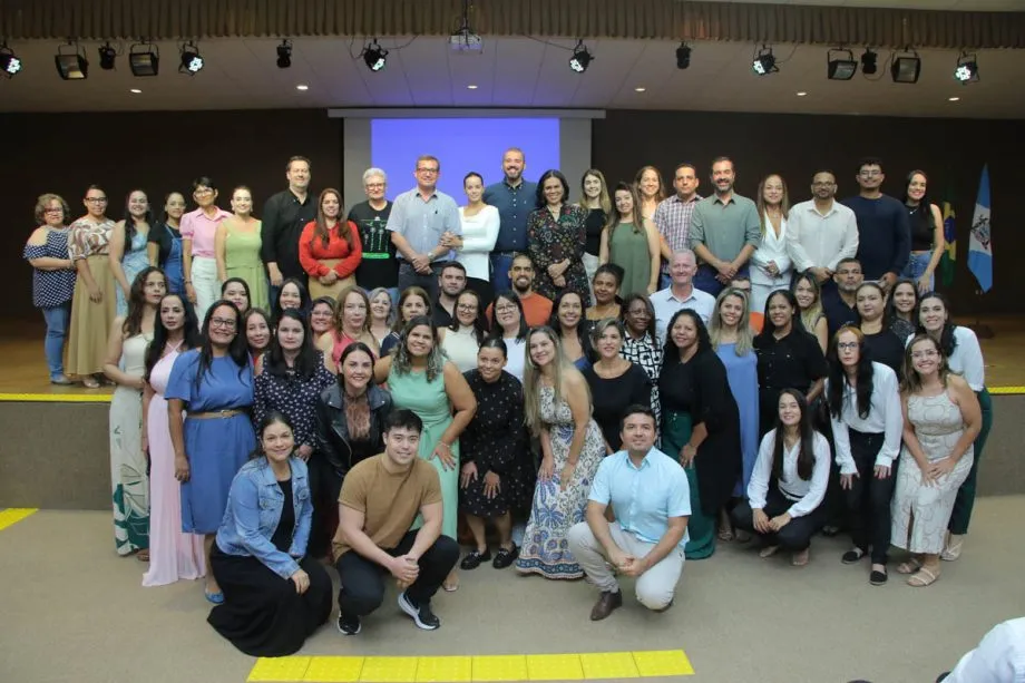 Anfiteatro da UFMS Campus II ficou lotado para a recepção dos 47 novos servidores que passam a integrar a equipe da Administração Municipal. (Foto: Divulgação / Prefeitura de Três Lagoas)