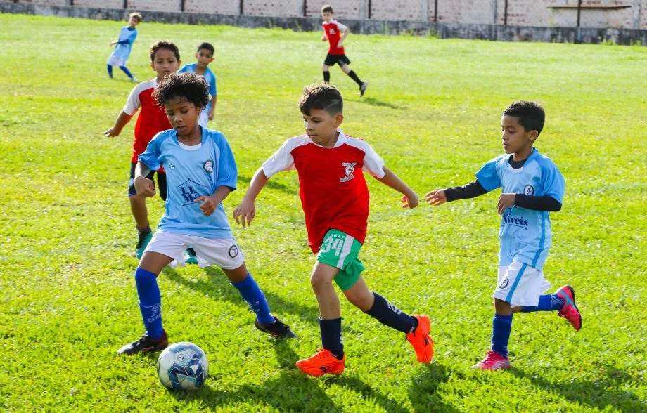 Escolinhas esportivas da SEJUVEL retomam atividades com dezenas de modalidades para todas as idades em Três Lagoas (Foto – Prefeitura de Três Lagoas)