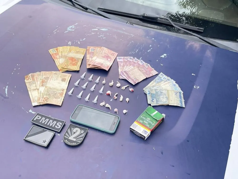 Policia Militar fecha o cerco contra o tráfico e prende jovem com “kit” de drogas no Condomínio Tucano em Três Lagoas