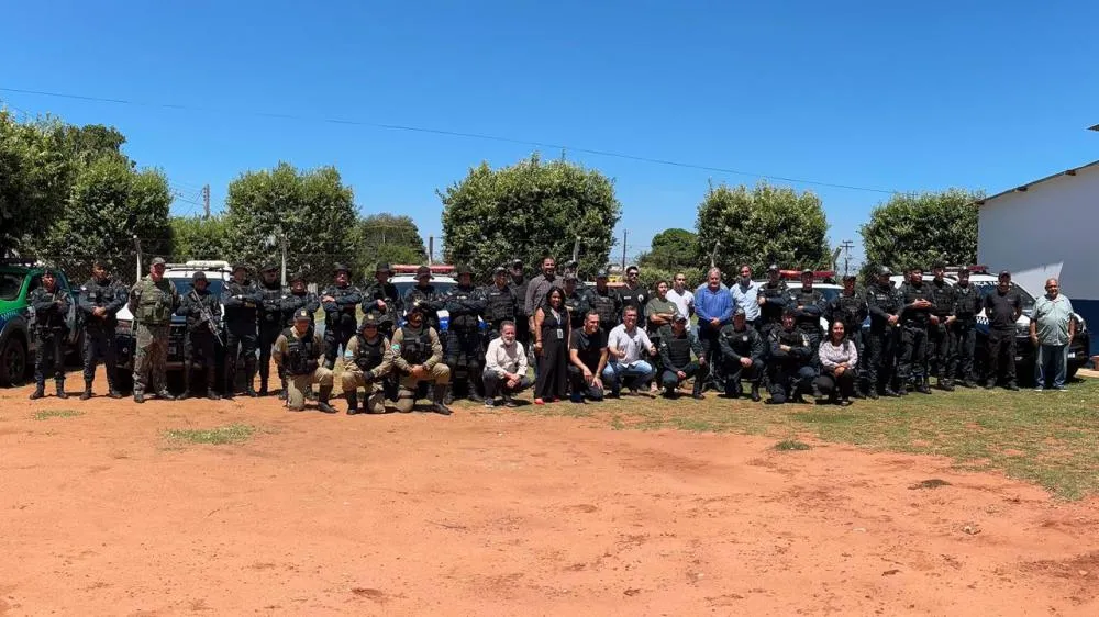 Autoridades participam do lançamento da Operação Approximatus no bairro Paranapungá em Três Lagoas (Foto: divulgação / PMTL)