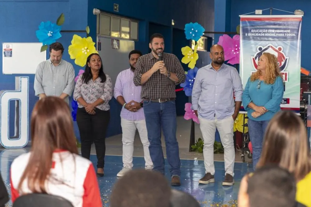 Vereadores acompanham entrega de ampliação da Escola Maria de Lourdes na Vila Piloto em Três Lagoas (Foto: divulgação / Câmara Municipal)