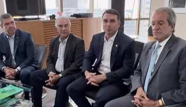 Riedel se reúne com Flávio Bolsonaro e lideranças do PL em Brasília (Foto: reprodução)