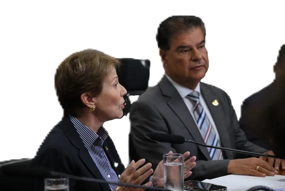 Nelsinho Trad e Tereza Cristina assinam pedido de CPI para investigar Toffoli e Moraes