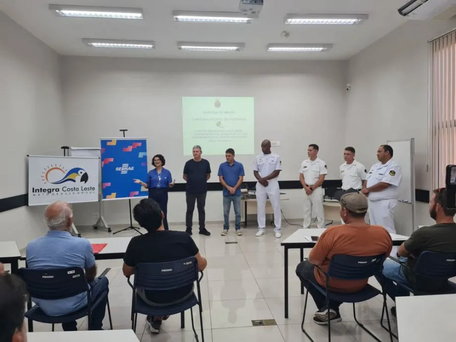 Curso de formação de aquaviários promovido pela SETURC capacita moradores para atuar no setor náutico em Três Lagoas (Foto: divulgação / PMTL)