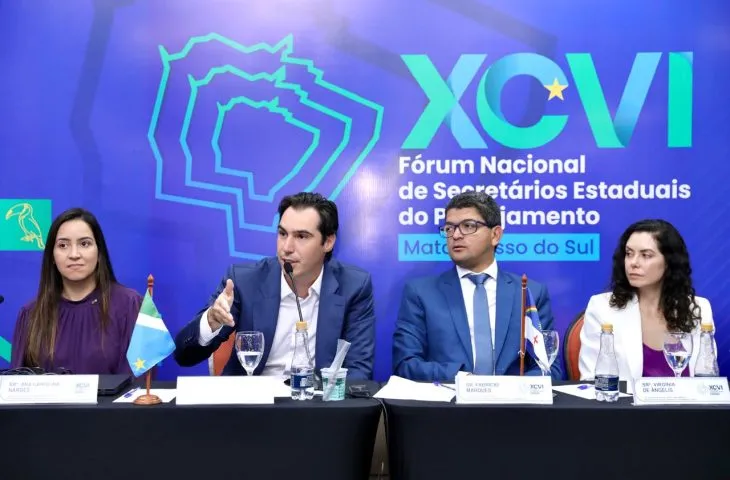 Fórum nacional realizado em MS reuniu representantes de 25 estados para debater planejamento público (Foto: Ed Machado / Governo do Estado)