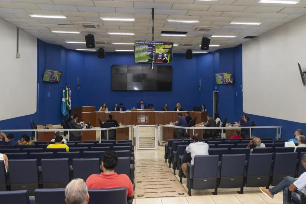 Sessão ordinária da Câmara reúne vereadores e aprova projetos e indicações em Três Lagoas (Foto: Gabriela Fernandes)