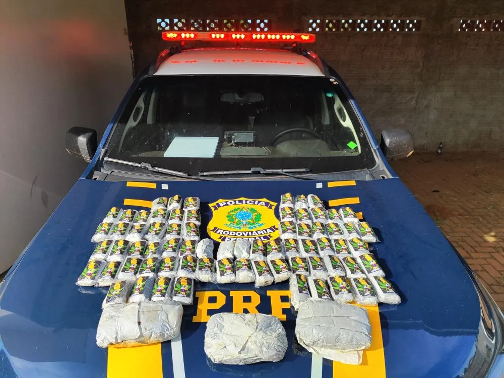 PRF apreende haxixe escondido em tanque de combustível e prende motorista na BR-158 em Brasilândia (Foto: divulgação / PRF)