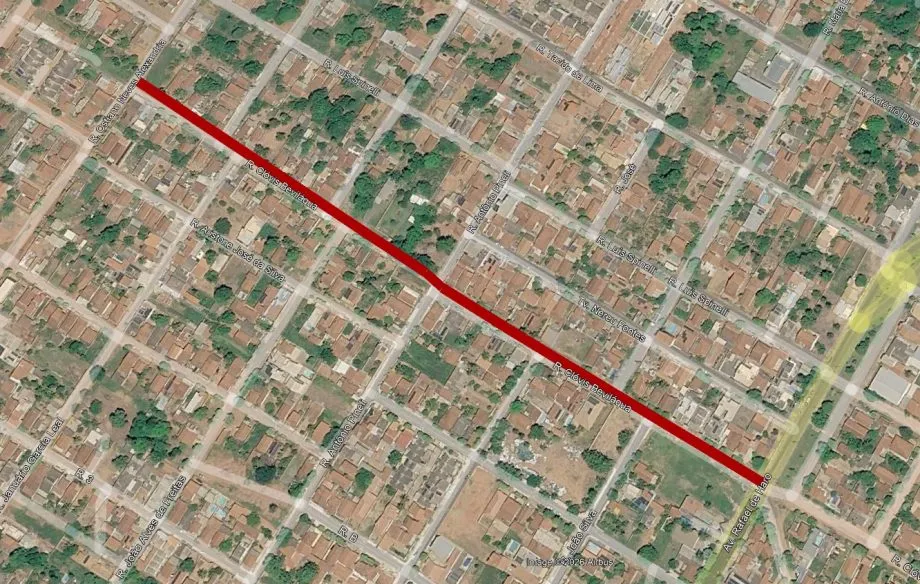 Equipes da SEINTRA realizam recapeamento com asfalto novo na Rua Clóvis Bevilaqua, em Três Lagoas. (Foto: Divulgação / Prefeitura de Três Lagoas)