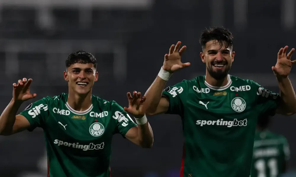 Palmeiras vence Sporting Cristal no Peru e assume liderança do grupo na Libertadores