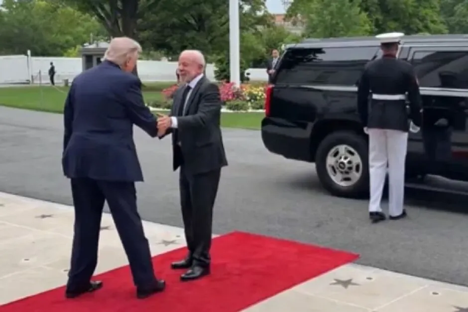 Lula e Donald Trump se reuniram nesta quinta-feira na Casa Branca para discutir segurança, economia e minerais críticos (Foto: reprodução / redes sociais)