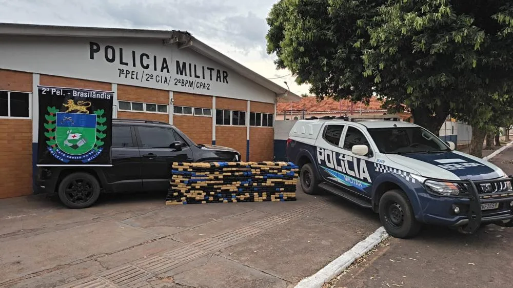 Polícia Militar apreende 443 kg de maconha, recupera Jeep roubado e causa prejuízo de R$ 886 mil ao crime em Brasilândia