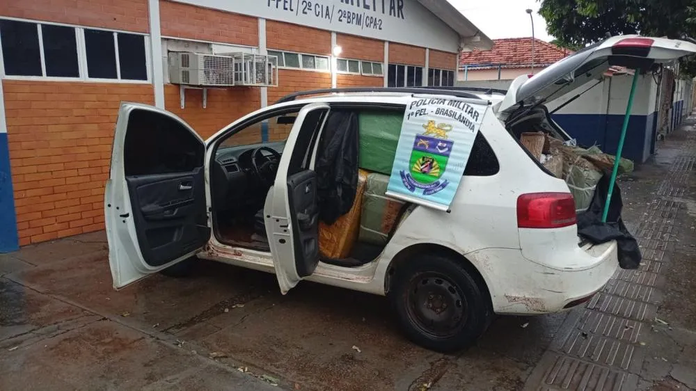 Polícia Militar intercepta veículos carregados com mercadorias do Paraguai em Brasilândia