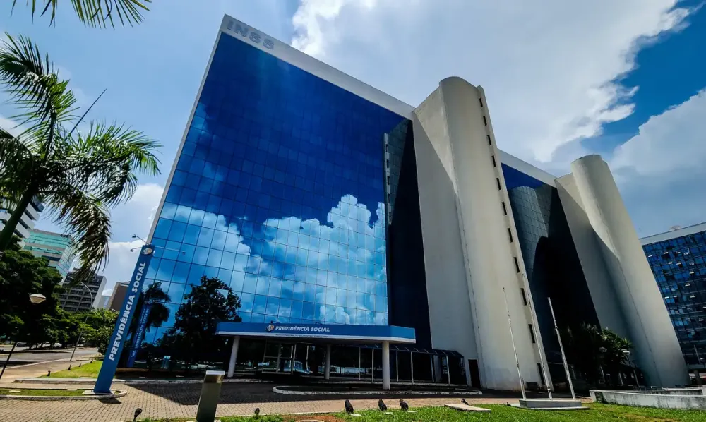 STF manteve entendimento contrário à revisão da vida toda em aposentadorias do INSS após rejeitar novo recurso (Foto: divulgação / Agência Brasil)