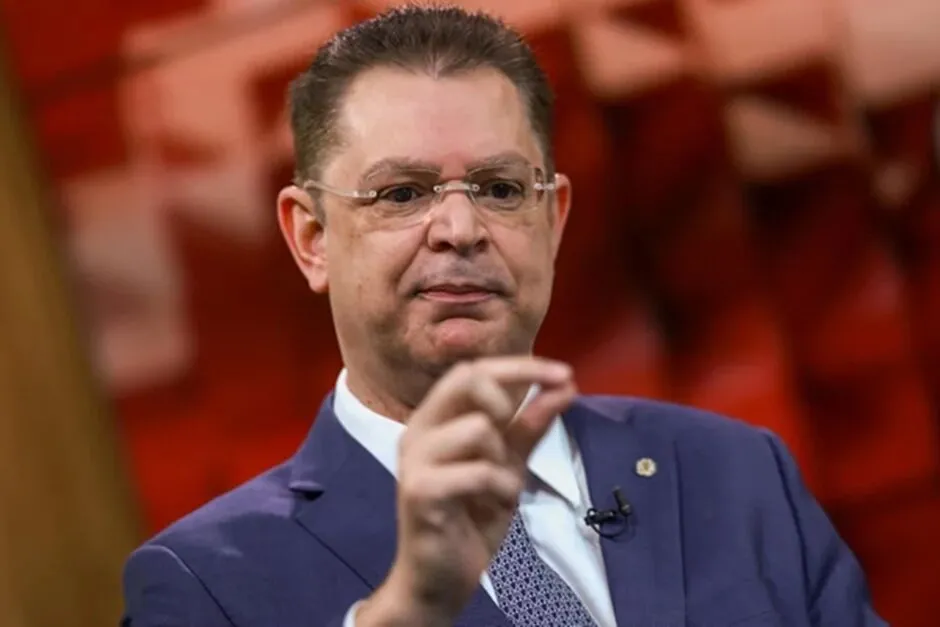 Líder do PL anuncia apoio ao fim da escala 6x1 e defende jornada 4x3