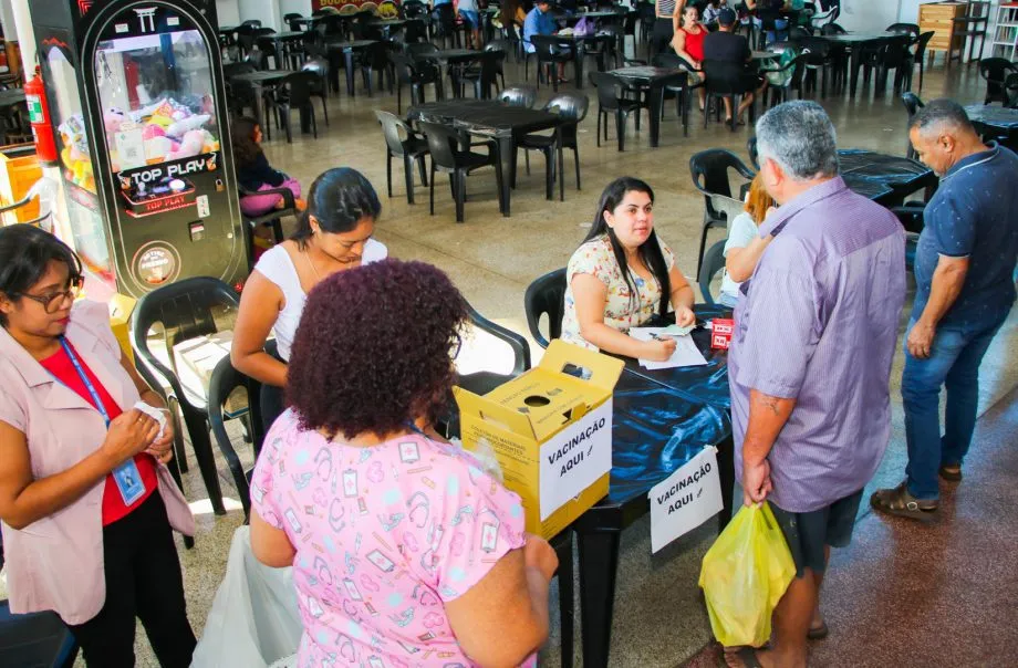 Vacinação contra a gripe será realizada na Feira Central e contará com arrecadação de agasalhos para famílias em situação de vulnerabilidade em Três Lagoas (Foto: divulgação / Prefeitura de Três Lagoas)