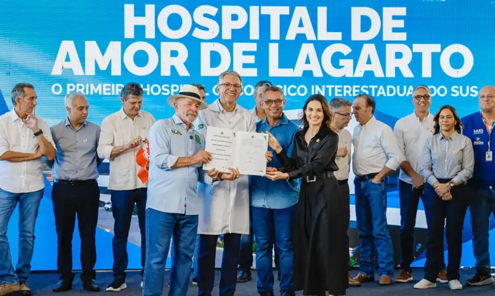 Lula visitou o Hospital do Amor Interestadual de Lagarto e destacou a importância do acesso ao tratamento oncológico pelo SUS (Foto: Ricardo Stuckert / PR)