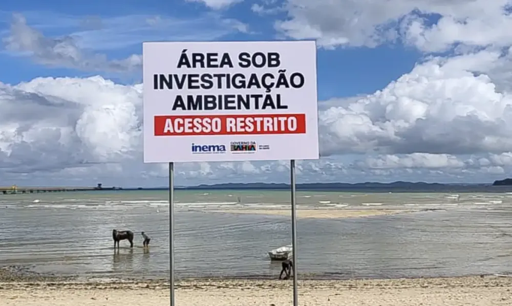 Comunidade baiana completa 100 dias convivendo com contaminação em praia e prejuízos à pesca
