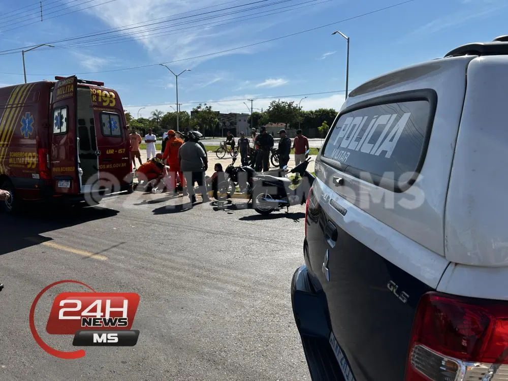 Mãe sofre fratura exposta e filha fica ferida após caminhonete avançar preferencial em Três Lagoas