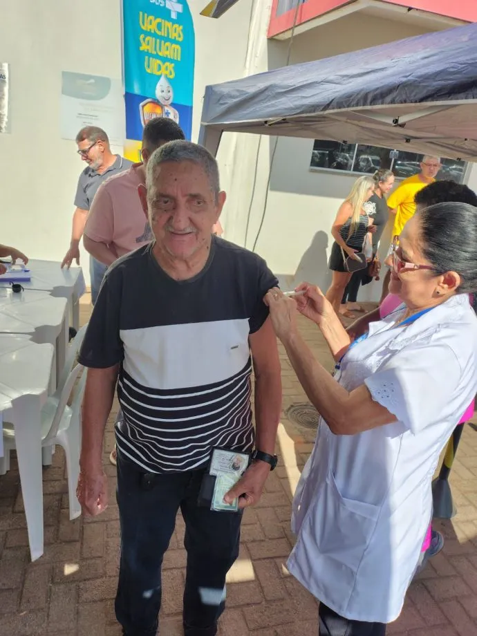 Após sucesso da última ação, Prefeitura realiza nova vacinação contra gripe na Feira Central neste sábado