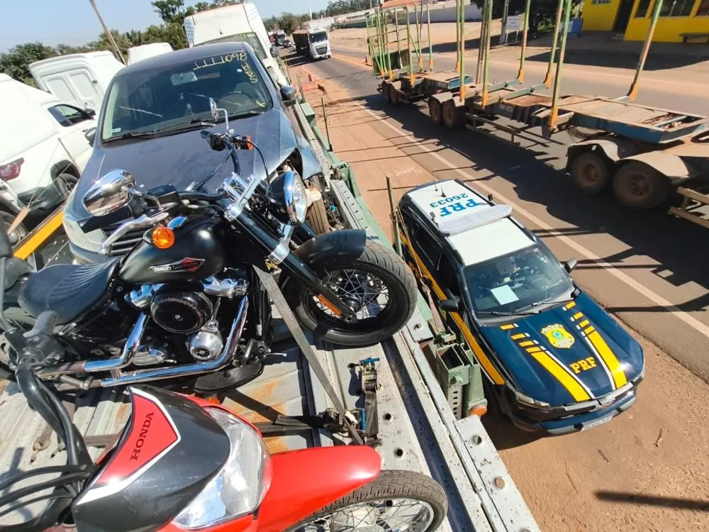 PRF recupera Harley-Davidson furtada há um ano durante fiscalização na BR-262 em Água Clara