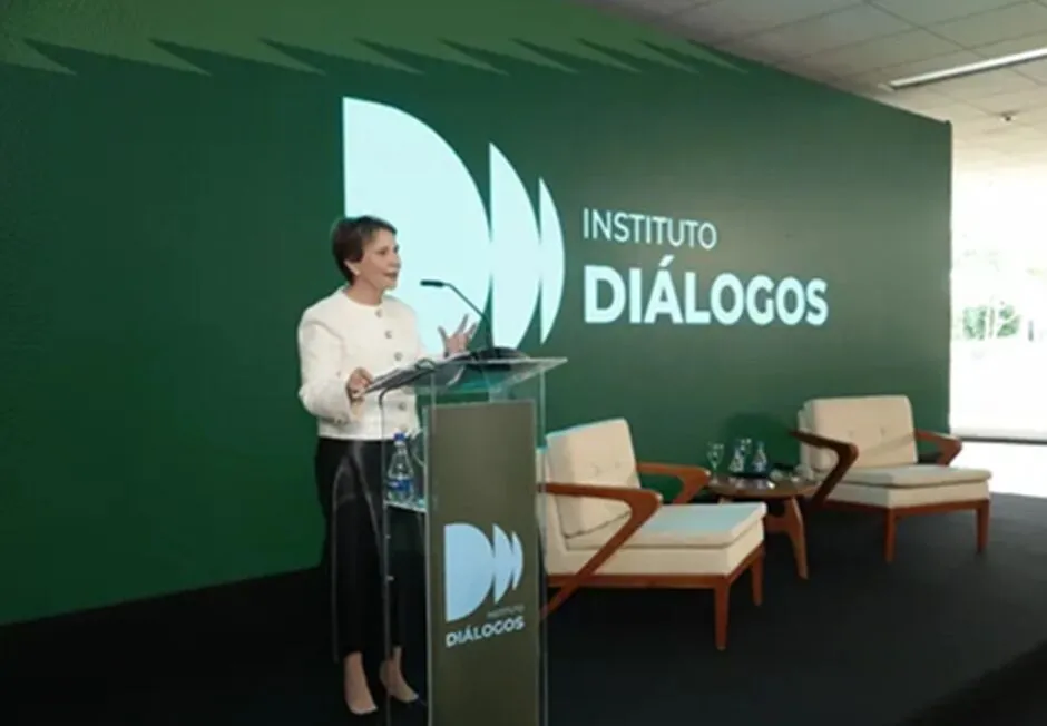 Atuação de Tereza Cristina em instituto financiado pelo agro levanta debate sobre ética e conflito de interesses
