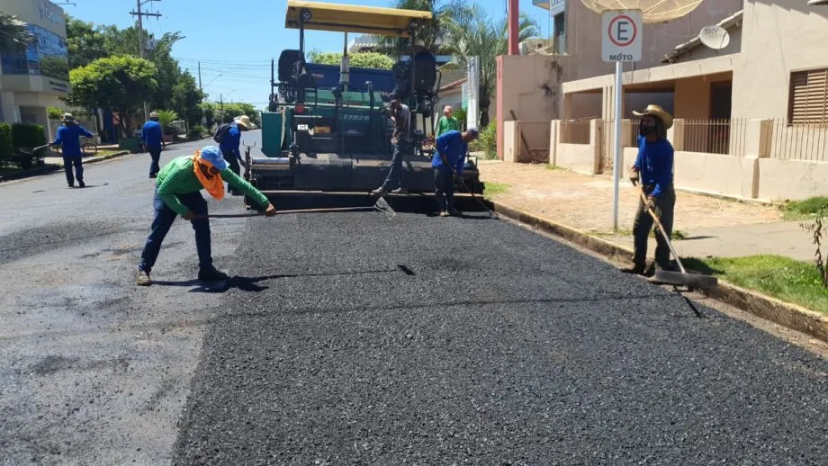 Prefeitura inicia recapeamento de quase 2 quilômetros de ruas no bairro Santos Dumont II em Três Lagoas