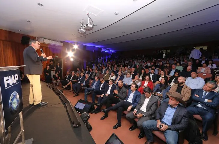 Mato Grosso do Sul destaca crescimento sustentável e protagonismo na produção de alimentos e energia durante fórum internacional