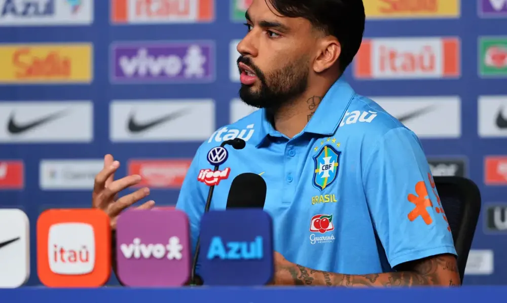 Lucas Paquetá destacou a importância de Neymar para a Seleção Brasileira e comemorou o retorno do atacante aos treinos. (Foto: Caean Couto/Reuters)