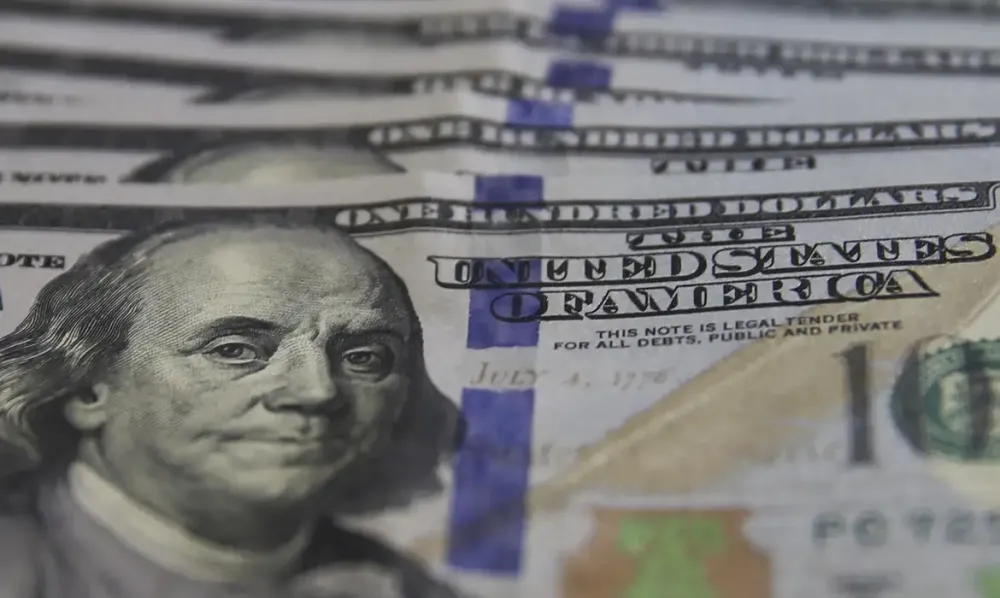 Expectativa sobre a política de juros nos Estados Unidos impulsionou o dólar e pressionou a Bolsa brasileira no primeiro pregão de julho. (Foto: Valter Campanato/Agência Brasil)