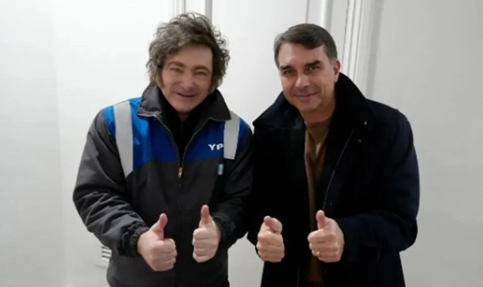 Milei vem ao Brasil para lançamento da candidatura de Flávio Bolsonaro