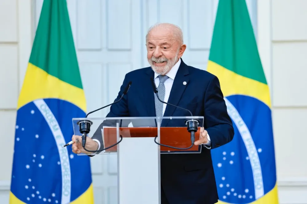 PT informa ao TSE lançamento da candidatura de Lula à reeleição