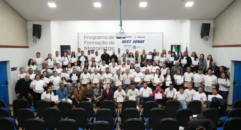 Primeira turma do Programa de Formação de Motoristas da Arauco formou 96 profissionais em Três Lagoas, incluindo 37 mulheres. (Foto: Arauco Brasil)