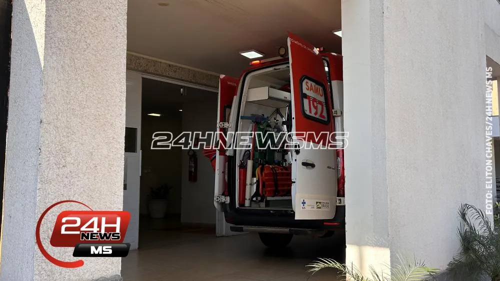 Um andarilho de 27 anos, foi encontrado baleado às margens da BR-262, e socorrido pelo SAMU ao Hospital Auxiliadora em Três Lagoas (Foto: Eliton Chaves/24h News MS)