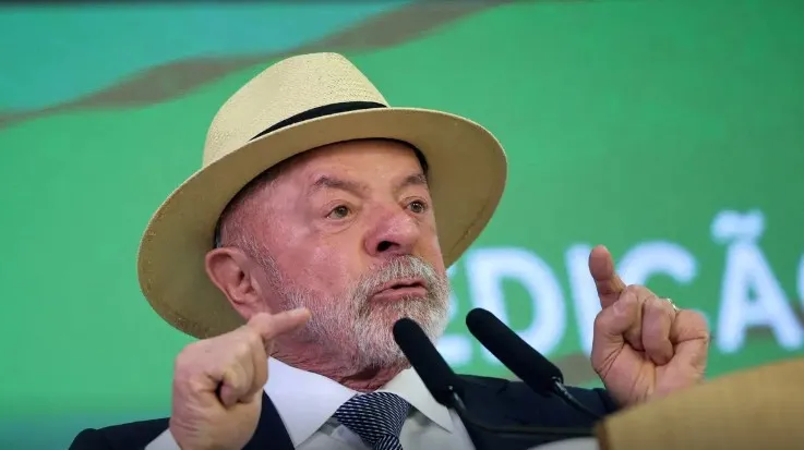 Lula chama revogação de visto de embaixadora nos EUA de “atitude irresponsável”