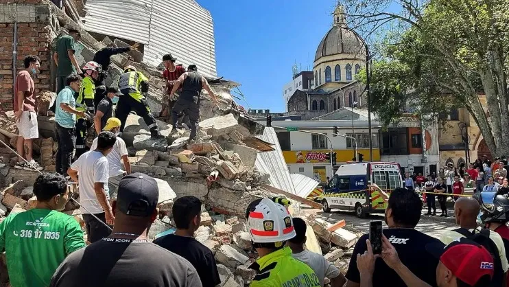 Terremoto: Colômbia declara emergência, número de mortos passa de 100