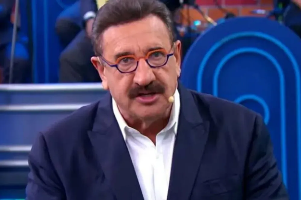 O apresentador Ratinho foi acusado de calúnia após declaração feita durante seu programa no SBT. (Foto: Reprodução/Redes Sociais)