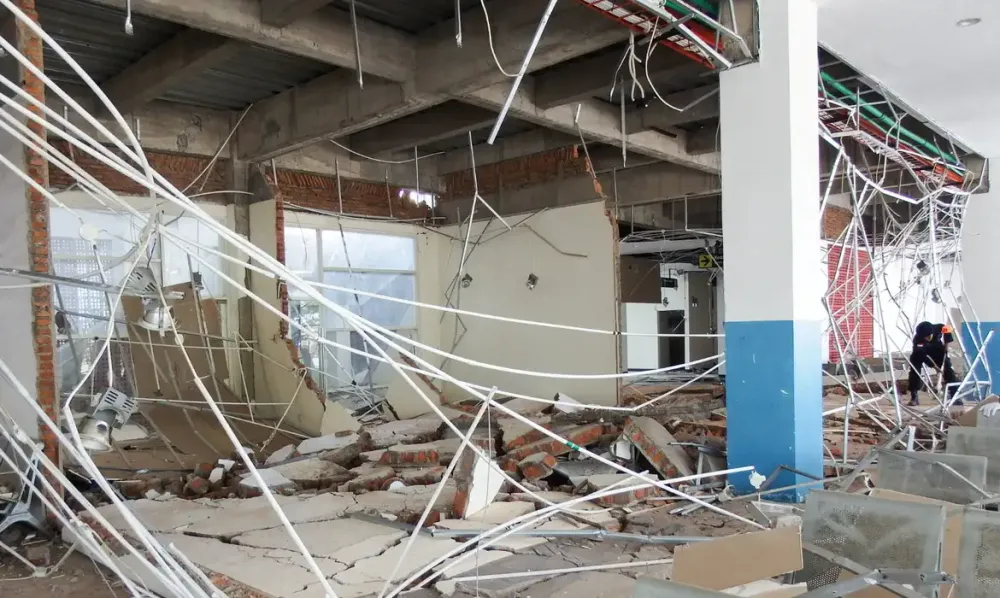 Forte terremoto de magnitude 7,7 atinge Indonésia e deixa pelo menos 47 mortos