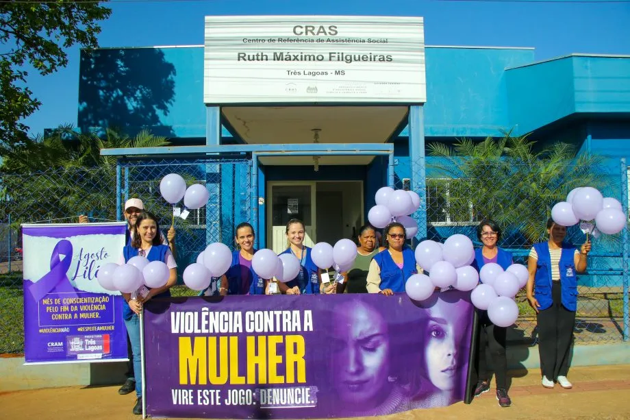 CRAS RUT promove caminhada do Agosto Lilás na Ocupação Munduruca