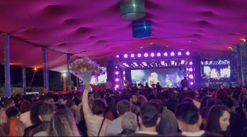 Segunda noite da 36ª Festa do Folclore atrai grande público com show do Jeito Moleque em Três Lagoas
