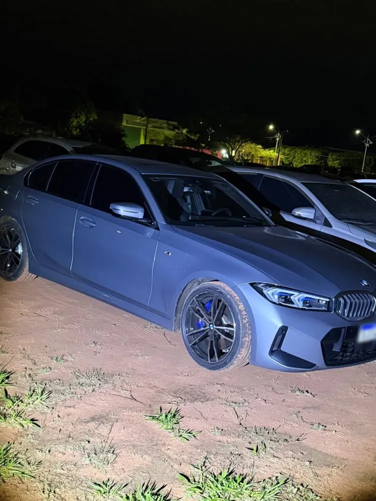Pai e filho são presos após jovem ser flagrado em “racha” com BMW e pai agredir policial em Três Lagoas