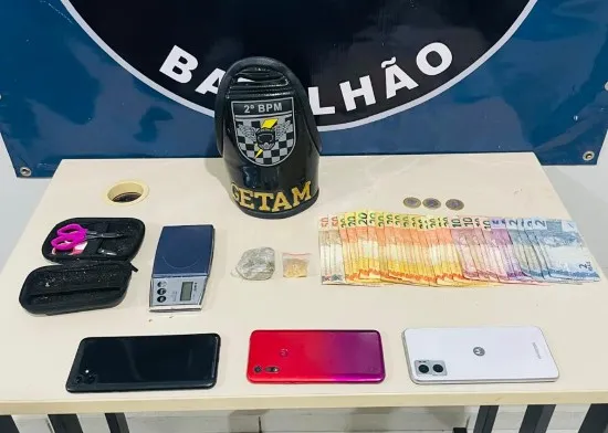 Jovem aluga casa para vender drogas após mãe proibir tráfico na residência dela e acaba preso em Três Lagoas