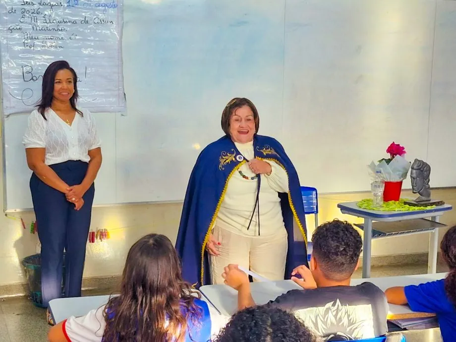 Escola Flausina de Assunção Marinho desenvolve projeto com leitura de poemas para melhorar fluência, ritmo e expressividade dos alunos em Três Lagoas. (Foto: Divulgação/Prefeitura de Três Lagoas)
