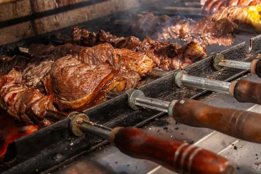 Vai fazer churrasco? PROCON-TL divulga preços de carnes em Três Lagoas