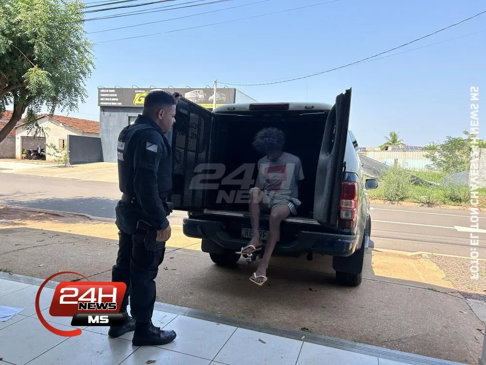 Foragido com mandado de prisão preventiva por tráfico de drogas é capturado pela Rádio Patrulha no Novo Oeste, em Três Lagoas. (Foto:Eliton Chaves/24h News MS)